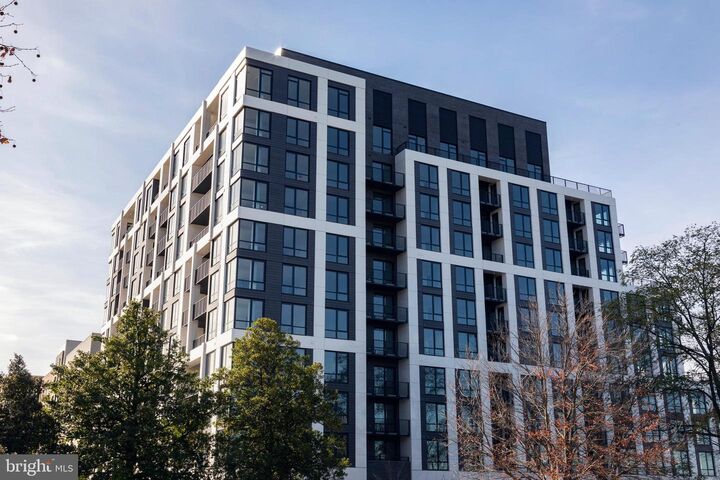 Property Photo: 255 W. Falls Station Boulevard Ph1 VA 22046