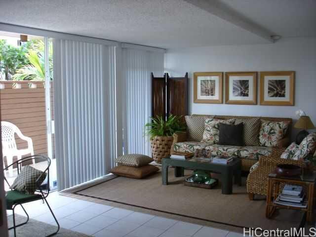 Property Photo:  454 Namahana Street 101  HI 96815 
