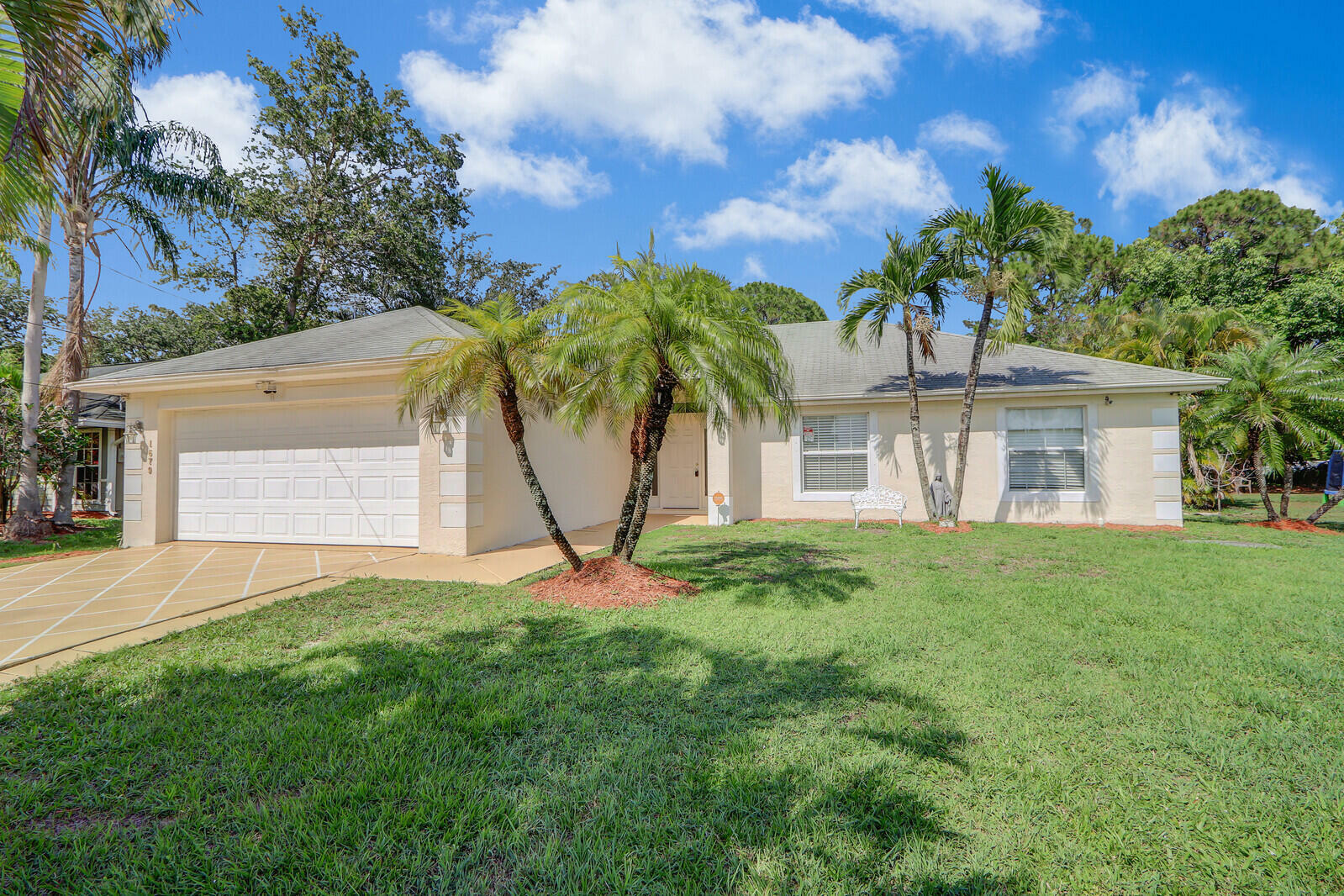 Property Photo:  1679 SW Taurus Lane  FL 34984 