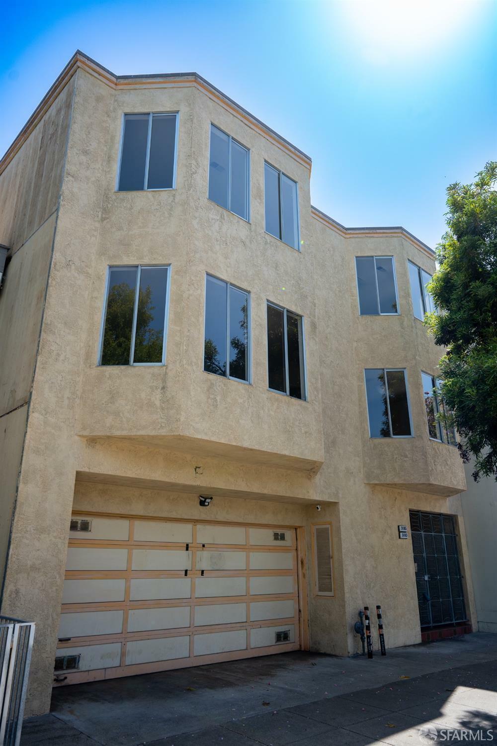 Property Photo:  3185 Cesar Chavez Street 2  CA 94110 