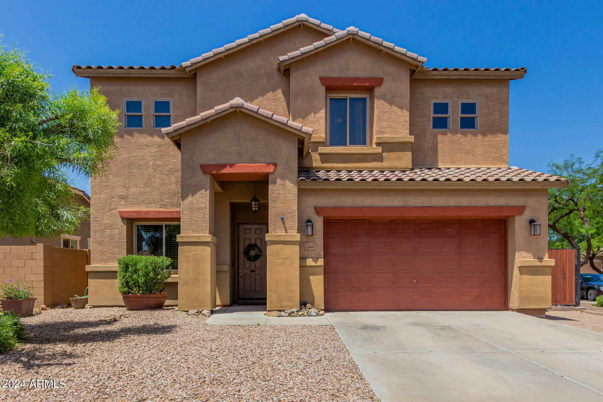 Property Photo:  1266 E Prickly Pear Street  AZ 85122 