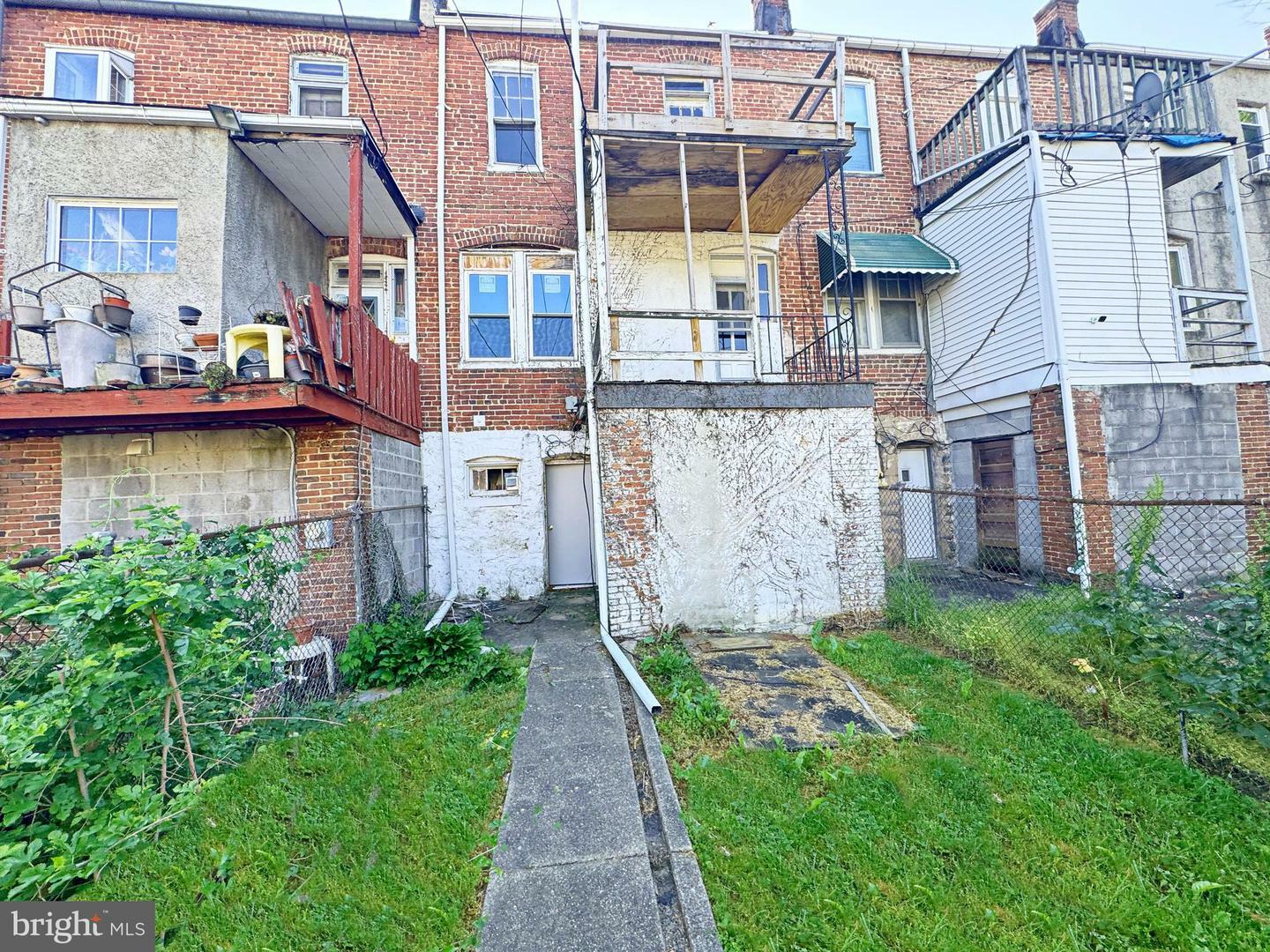 Property Photo:  930 N Rosedale Street  MD 21216 