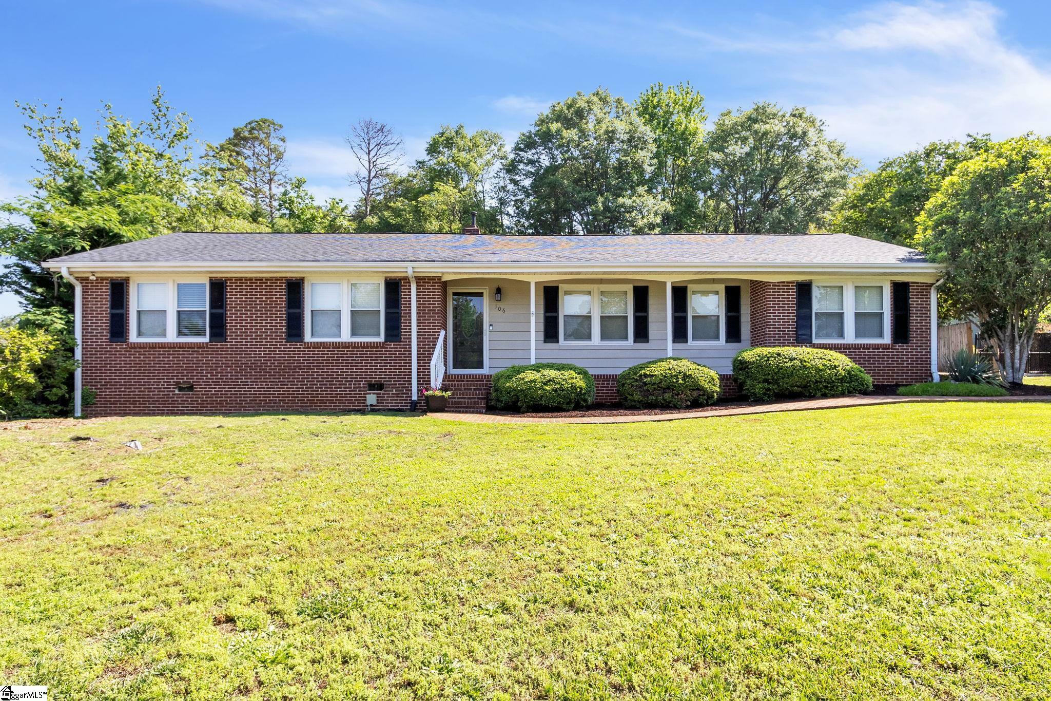 Property Photo:  106 Vista Drive  SC 29617 