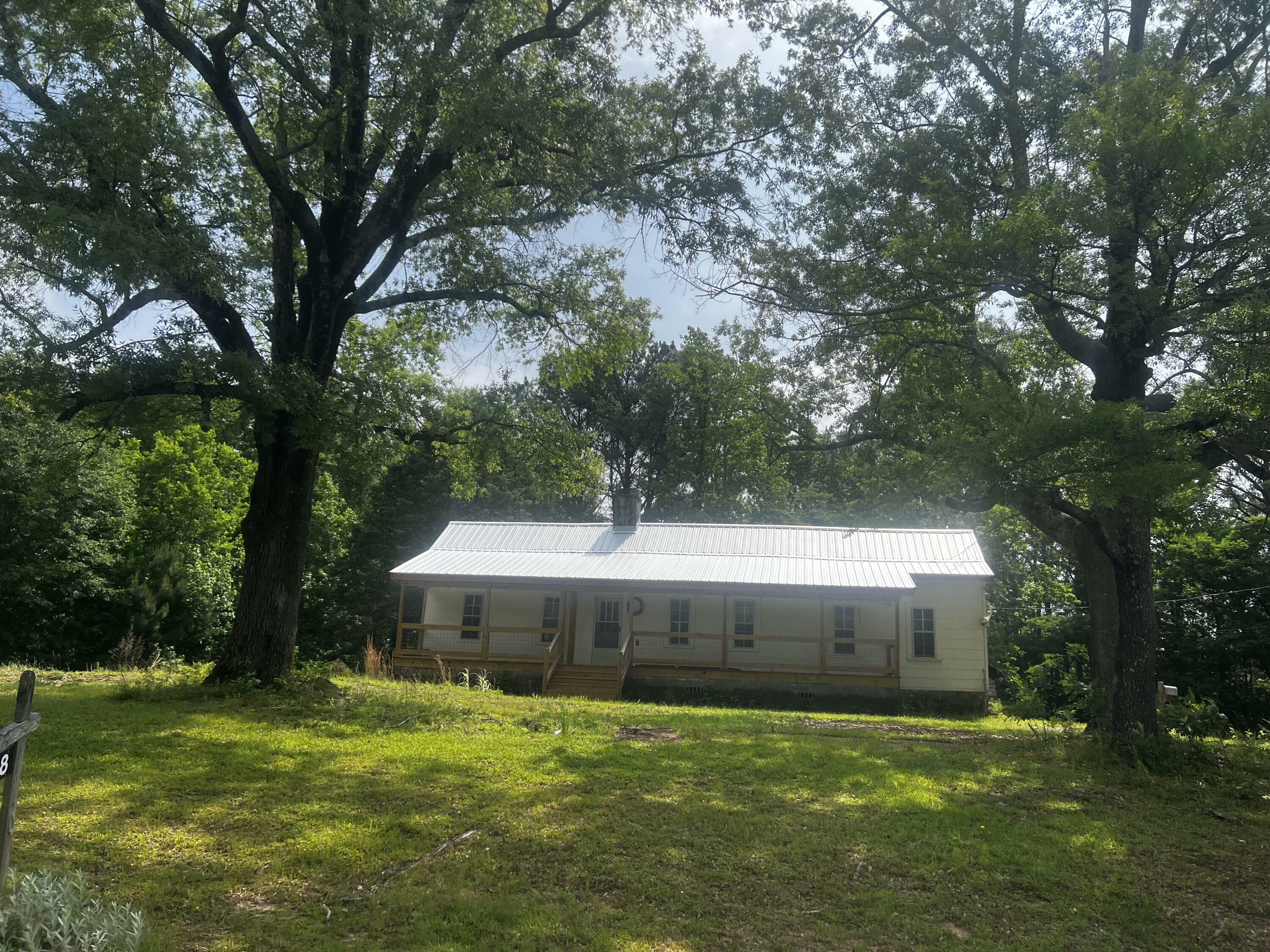 Property Photo:  238 County Road 147  MS 38873 