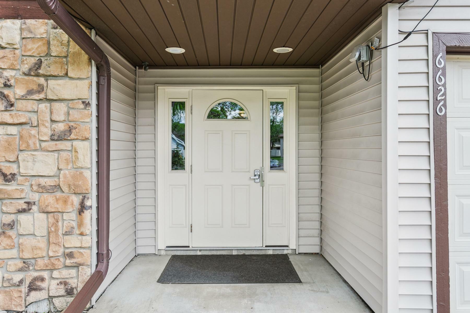 Property Photo: 6626 162nd Court 412 MN 55068