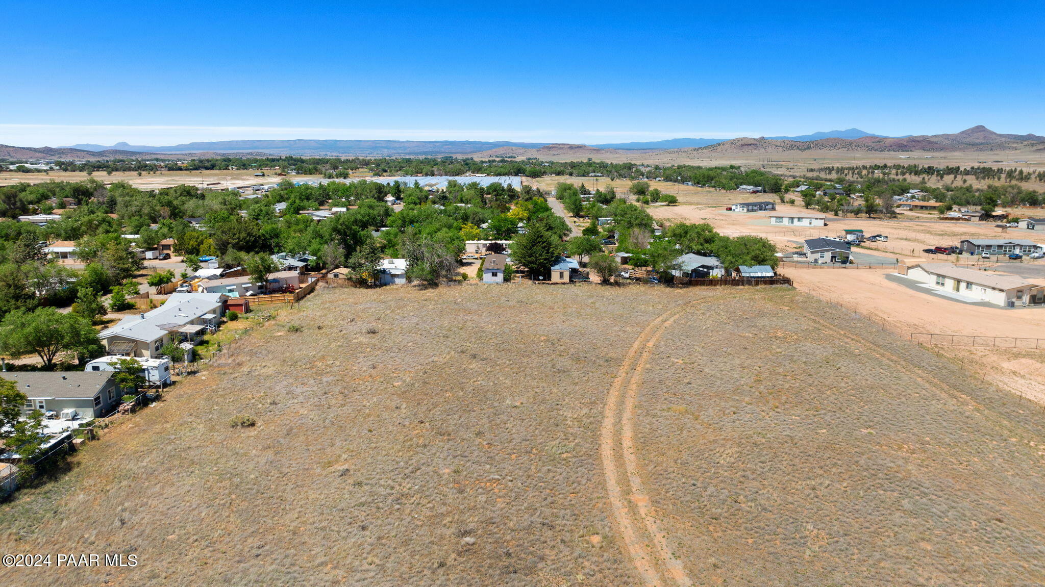 Property Photo:  1384 E Road 2 North  AZ 86323 