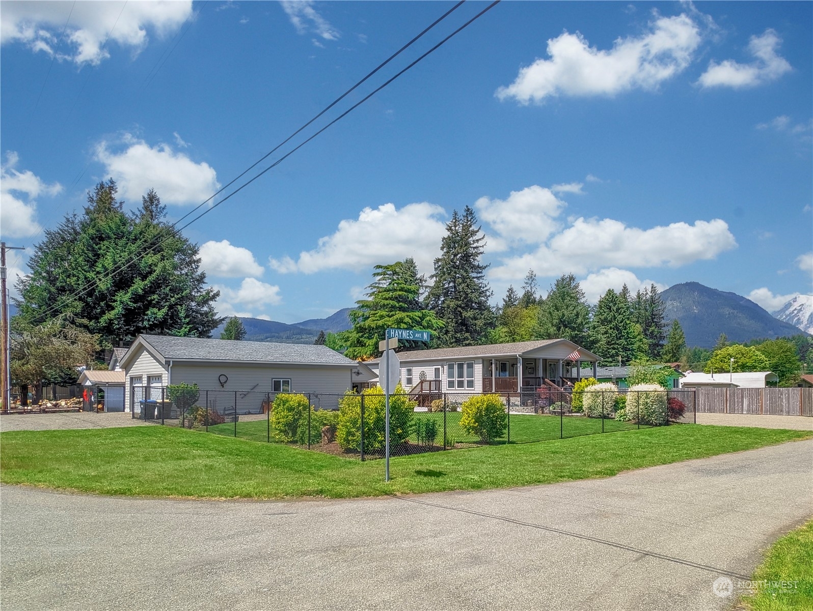 Property Photo: 117 Main Street E WA 98361
