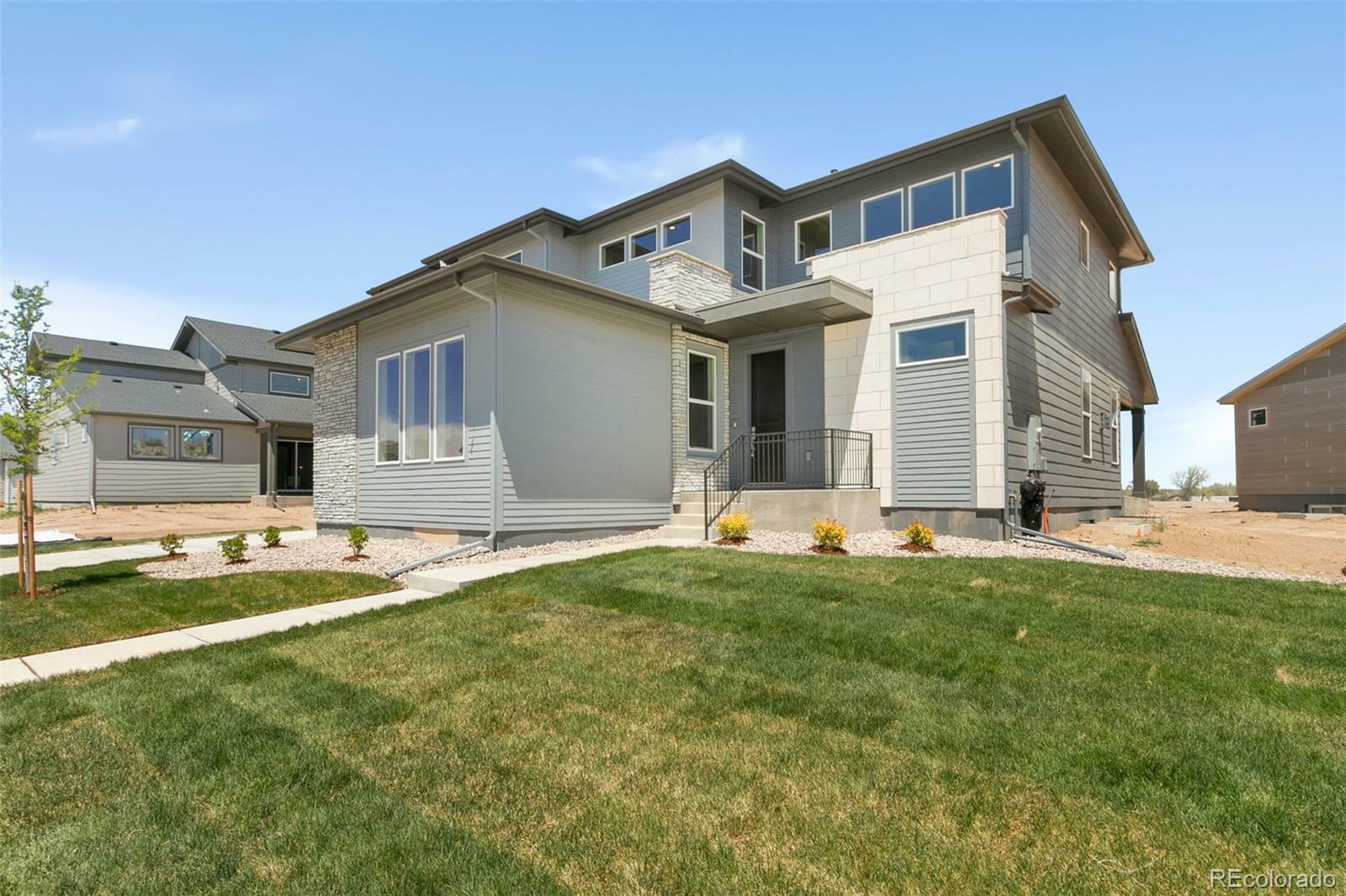 Property Photo:  5830 Gold Finch Avenue  CO 80547 