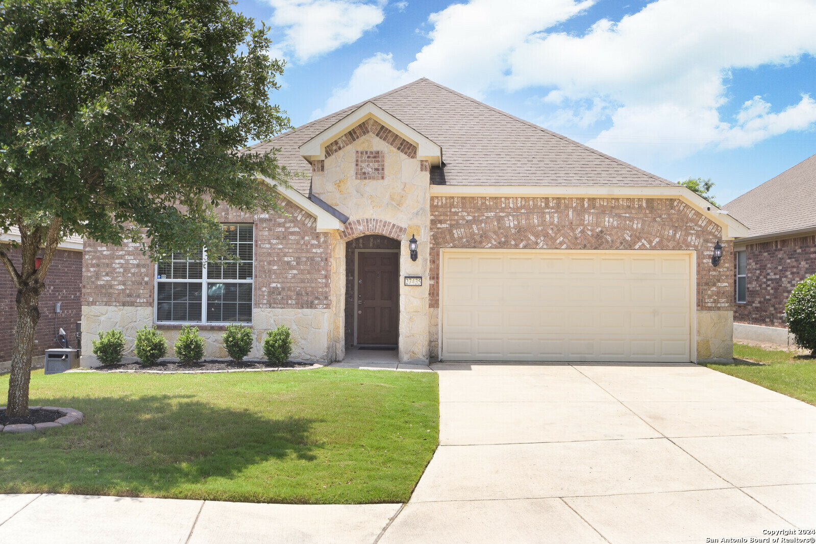 Property Photo:  27435 Camino Hvn  TX 78015 