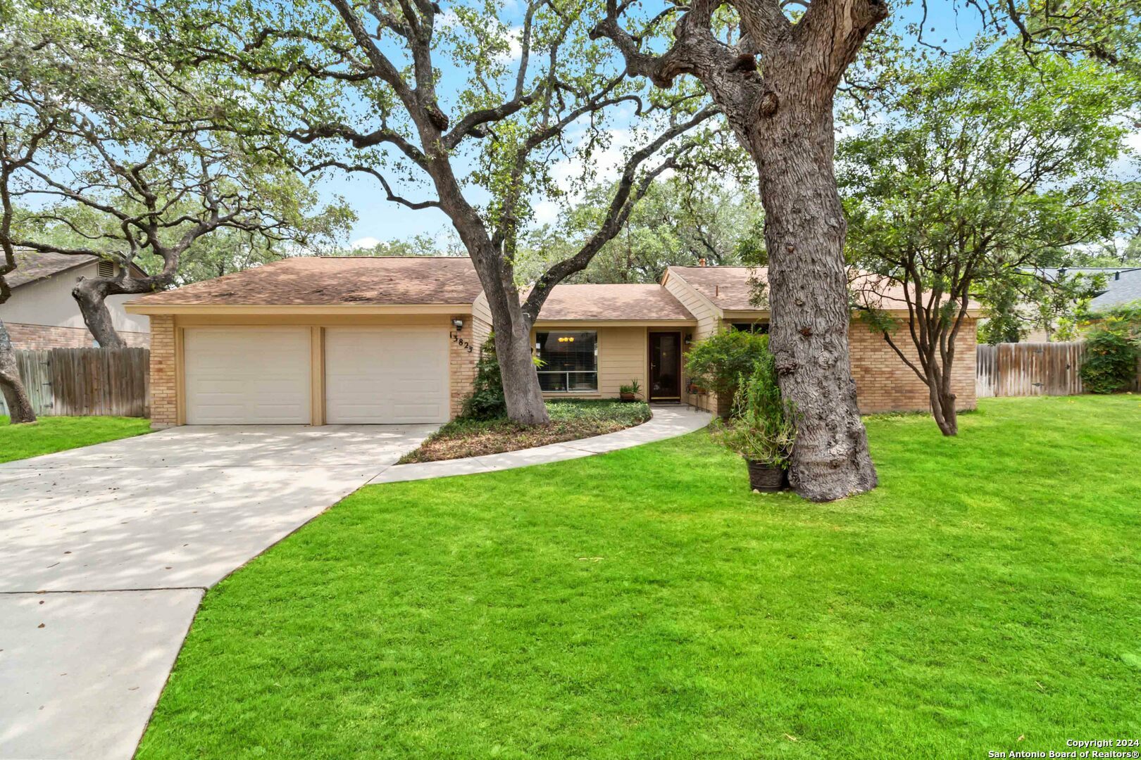 Property Photo:  13823 Susancrest Dr  TX 78232 