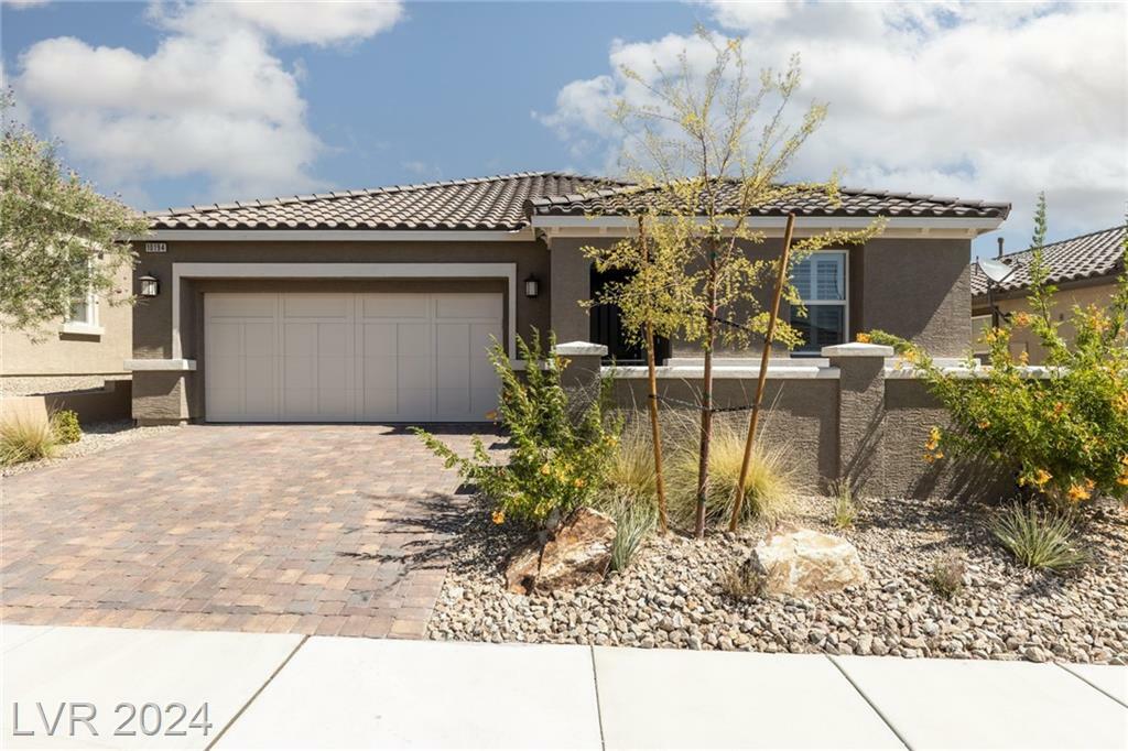 Property Photo:  10194 Skye Run Avenue  NV 89166 