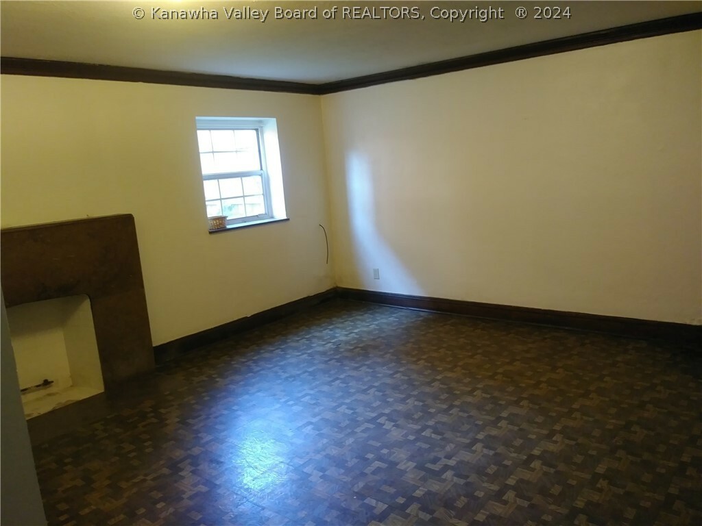 Property Photo:  1522 Lewis Street  WV 25311 