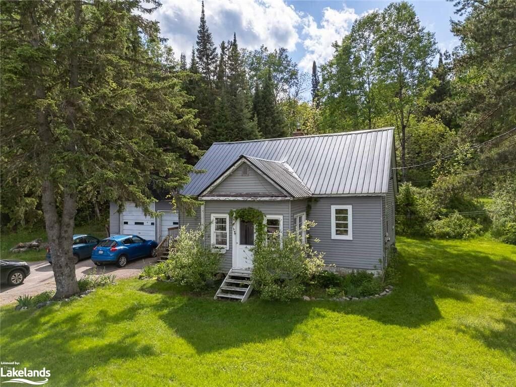 Property Photo: 319 Ontario Street ON P0A 1C0