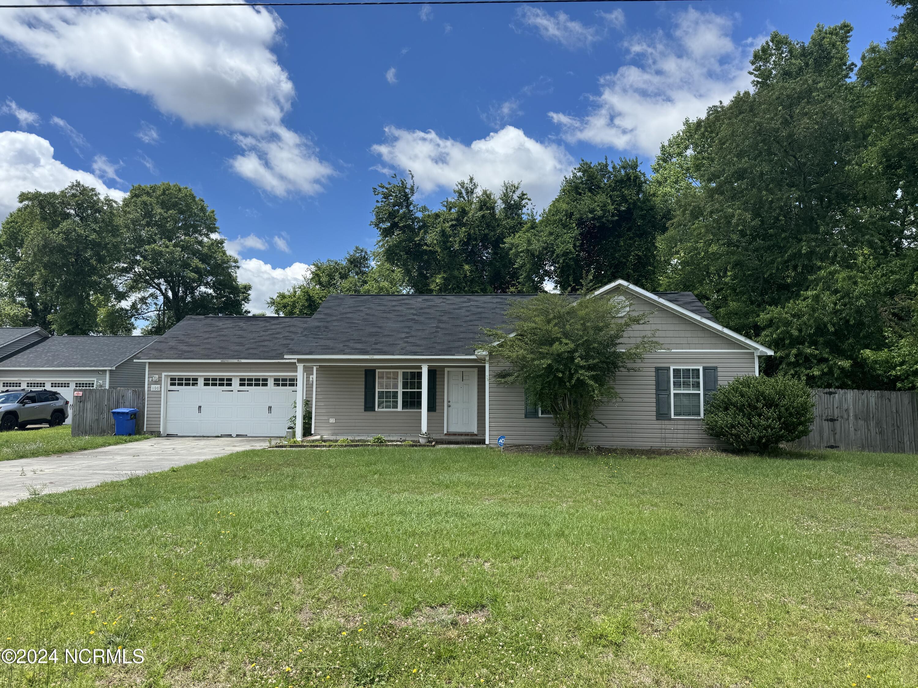 Property Photo:  100 Eagle Ridge Drive  NC 28518 