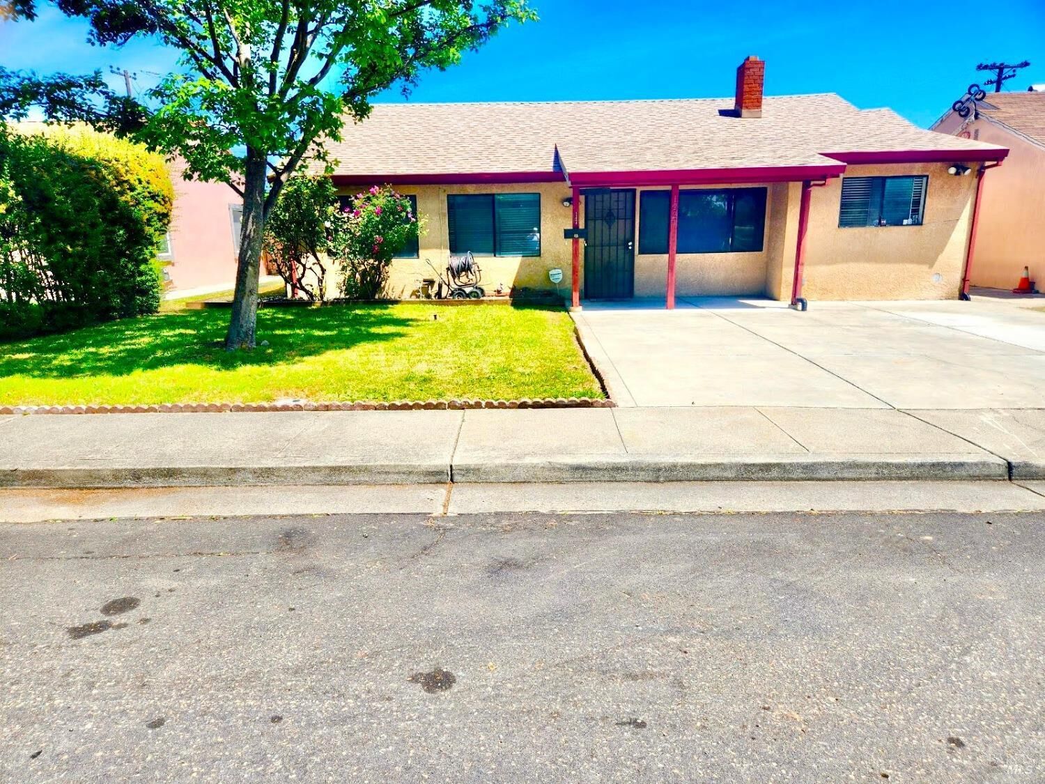 Property Photo:  1224 Wilson Street  CA 94533