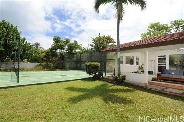 Property Photo:  609 Kaimalino Street  HI 96734 