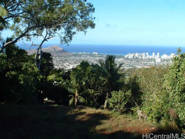 Property Photo:  5020 Maunalani Circle  HI 96816 