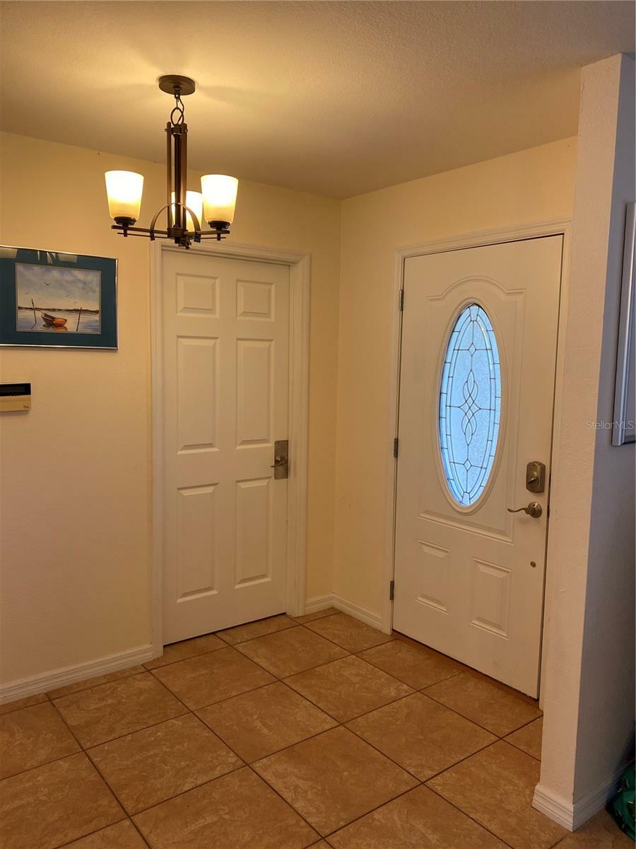 Property Photo:  1005 Carvell Drive  FL 32792 