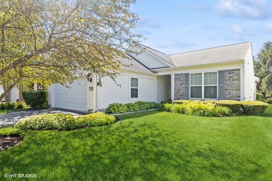 Property Photo:  12722 Brookside Court  IL 60142 