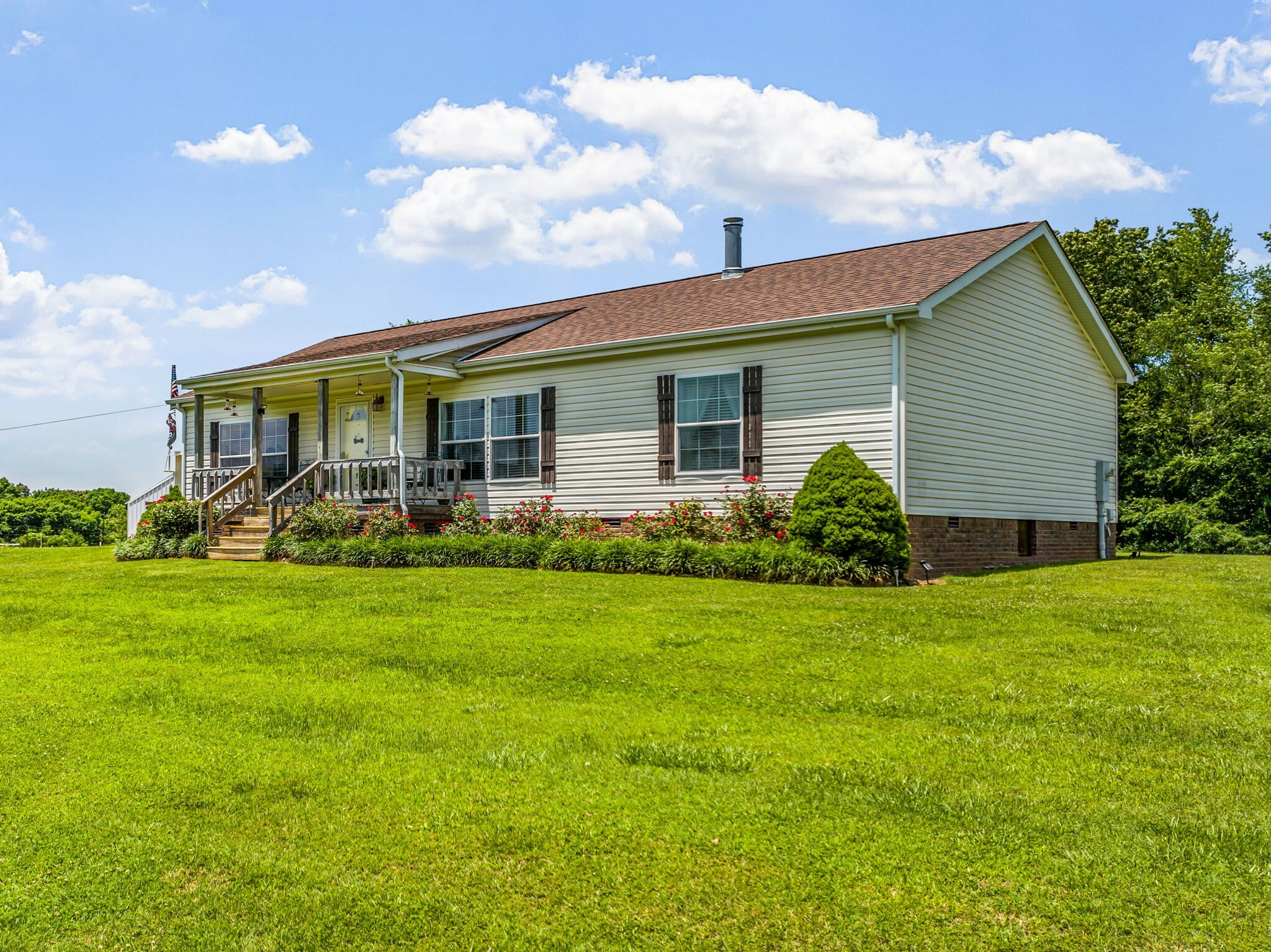 Property Photo:  2755 Jarrell Ridge Rd  TN 37043 