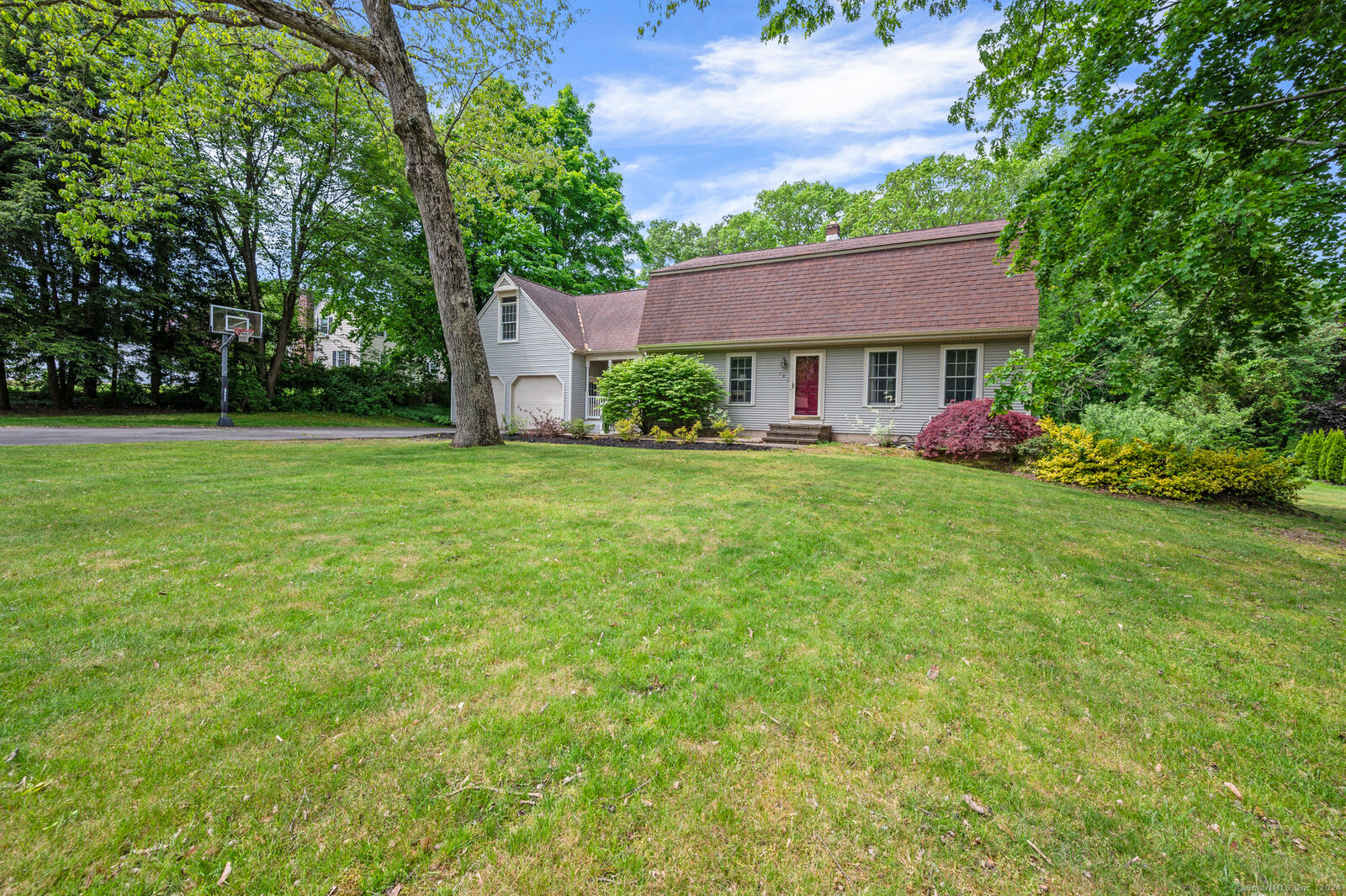 Property Photo:  186 Jubilee Drive  CT 06479