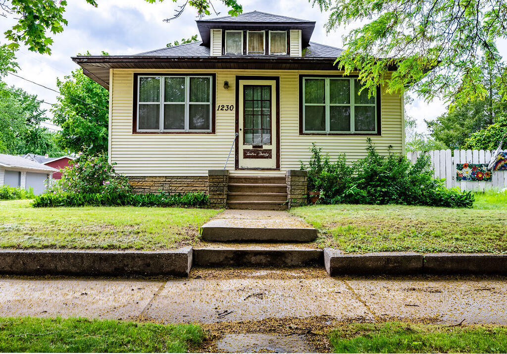 Property Photo:  1230 14th St S  WI 54601 