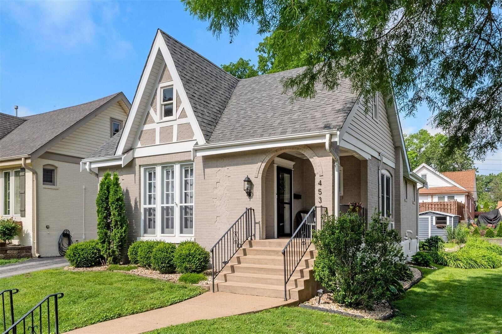 Property Photo:  453 Longfellow Avenue  MO 63122 
