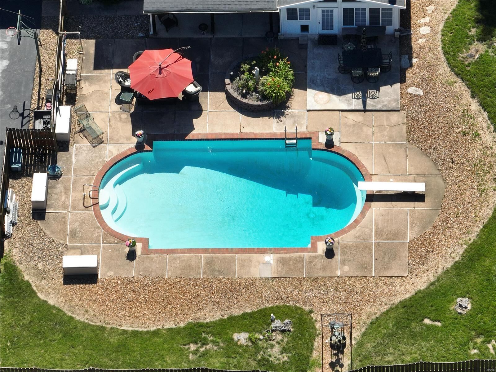 Property Photo: 428 Hammersmith Road MO 63141