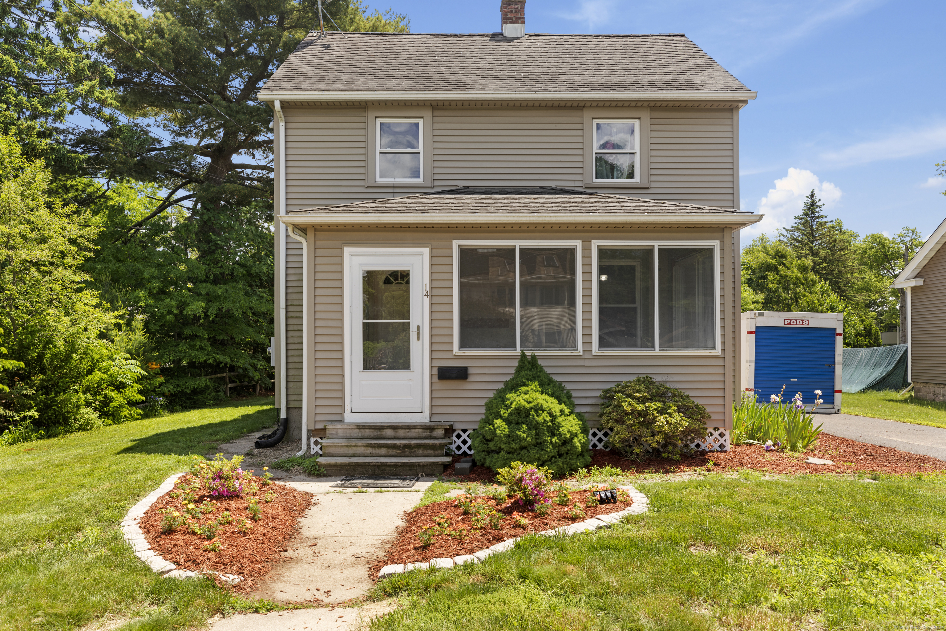 Property Photo: 14 Cedar Street CT 06062