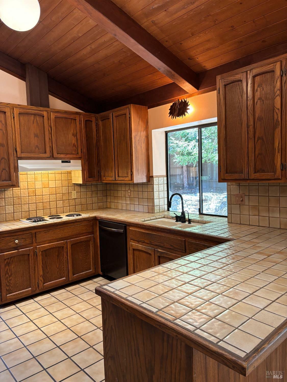 Property Photo:  505 Sunnyvale Drive  CA 95448 