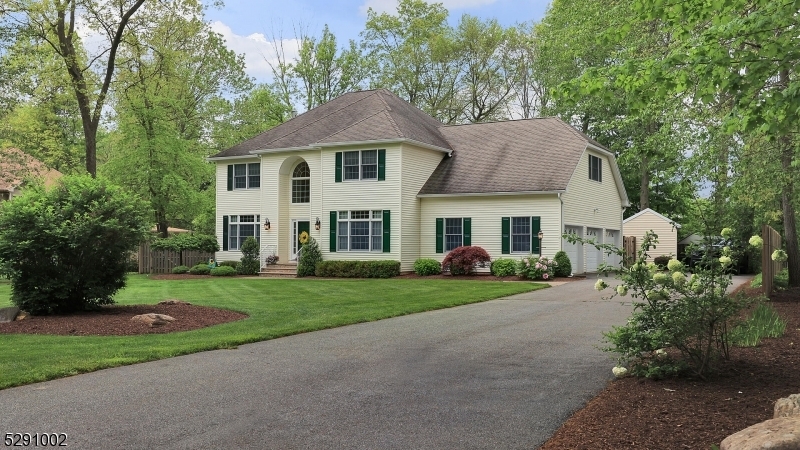 Property Photo: 6 Dalland Rd NJ 07876