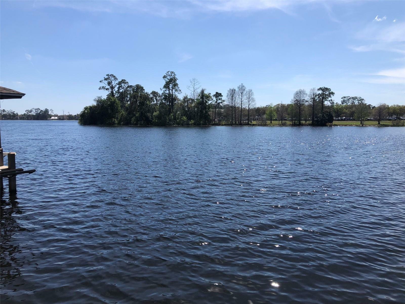 Property Photo:  5285 N Lake Burkett Lane  FL 32792 