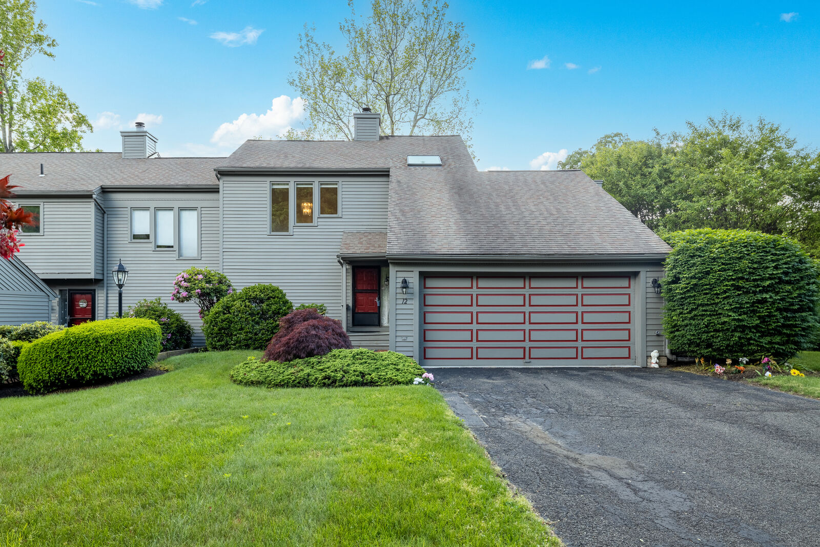 Property Photo: 12 Ledgewood Drive 12 CT 06804
