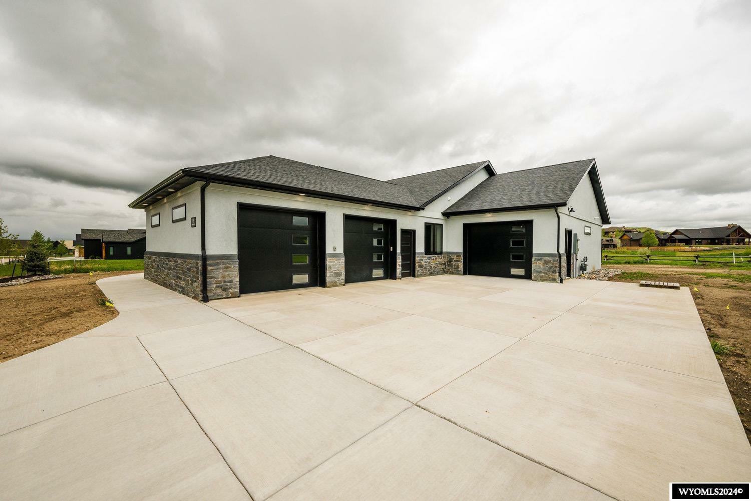 Property Photo:  19 Dornoch Drive  WY 82801 