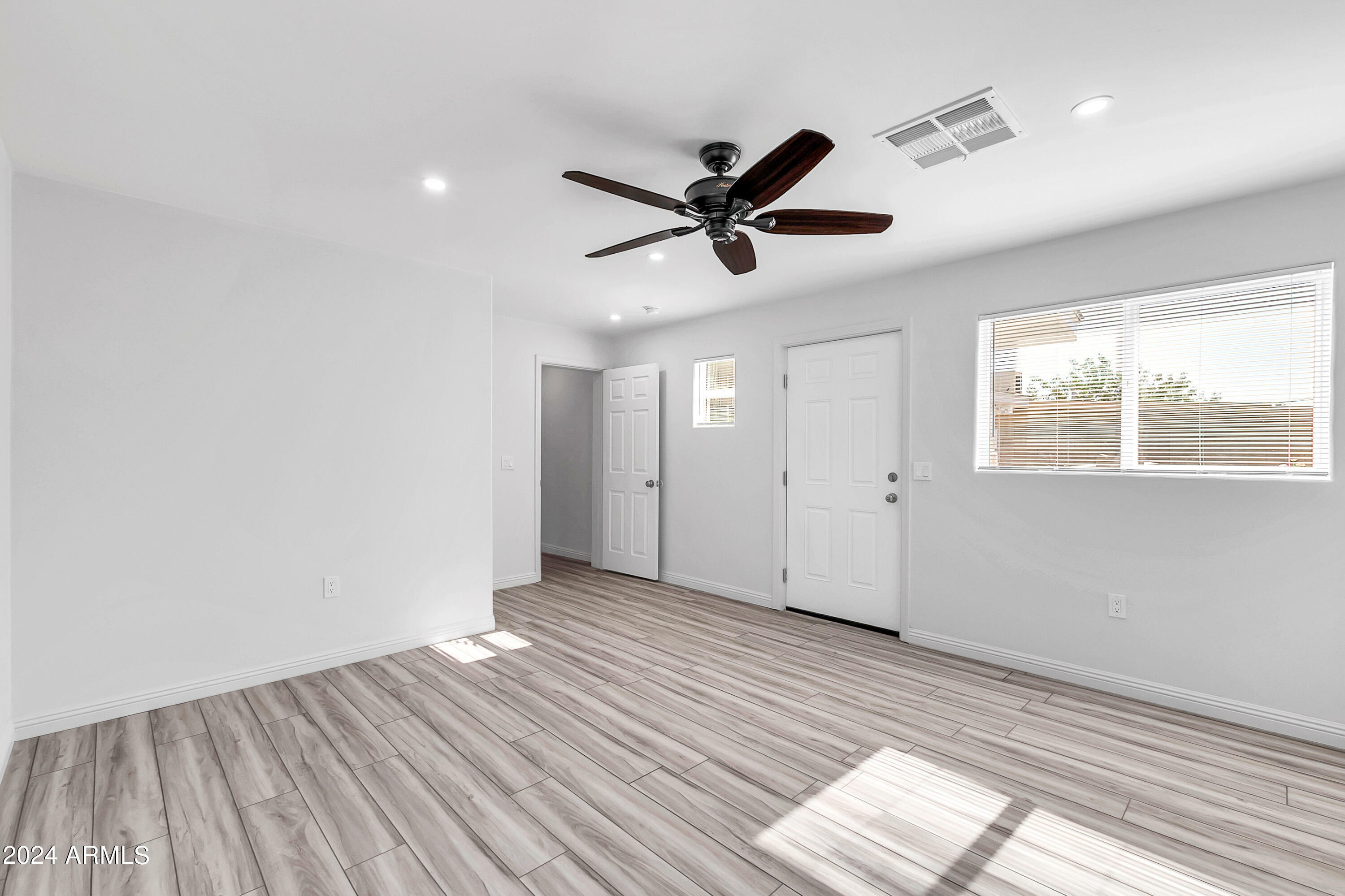 Property Photo:  2054 E Lemon Street  AZ 85281 