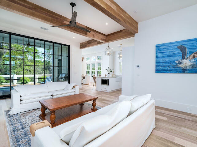 Property Photo: 114 Climbing Rose Way FL 32459
