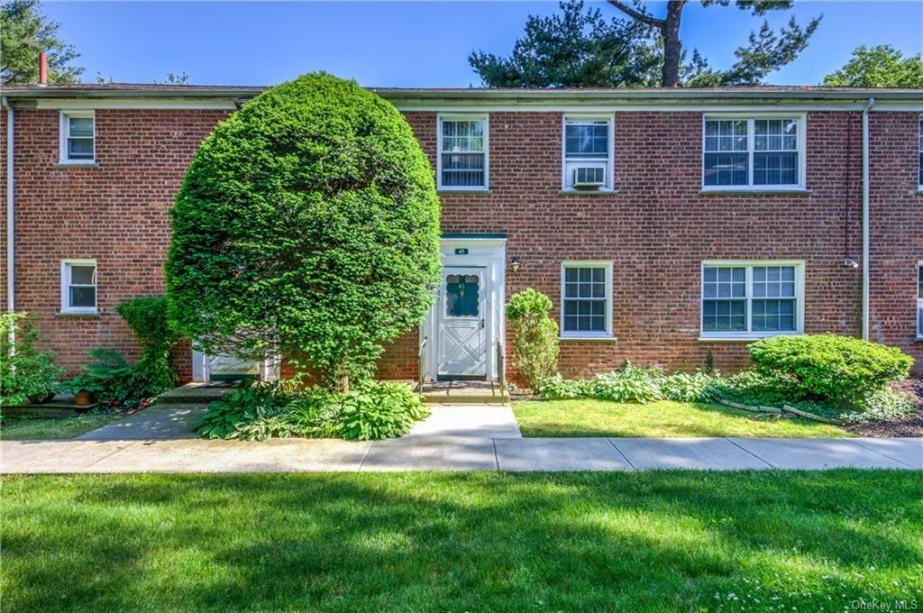 Property Photo: 176 Pinewood Road 41 NY 10530