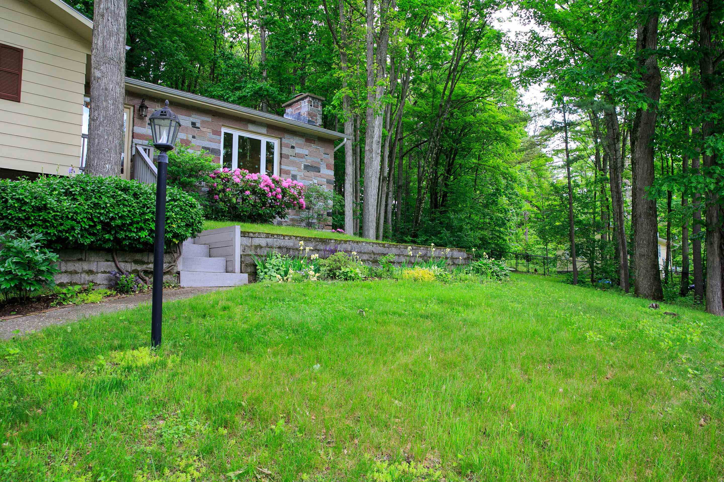 Property Photo:  10 Greenbriar Drive  VT 05452 