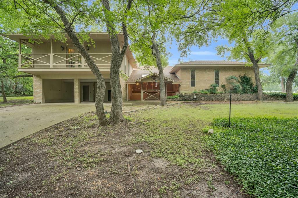 Property Photo:  1306 Lariat Circle  TX 75154 