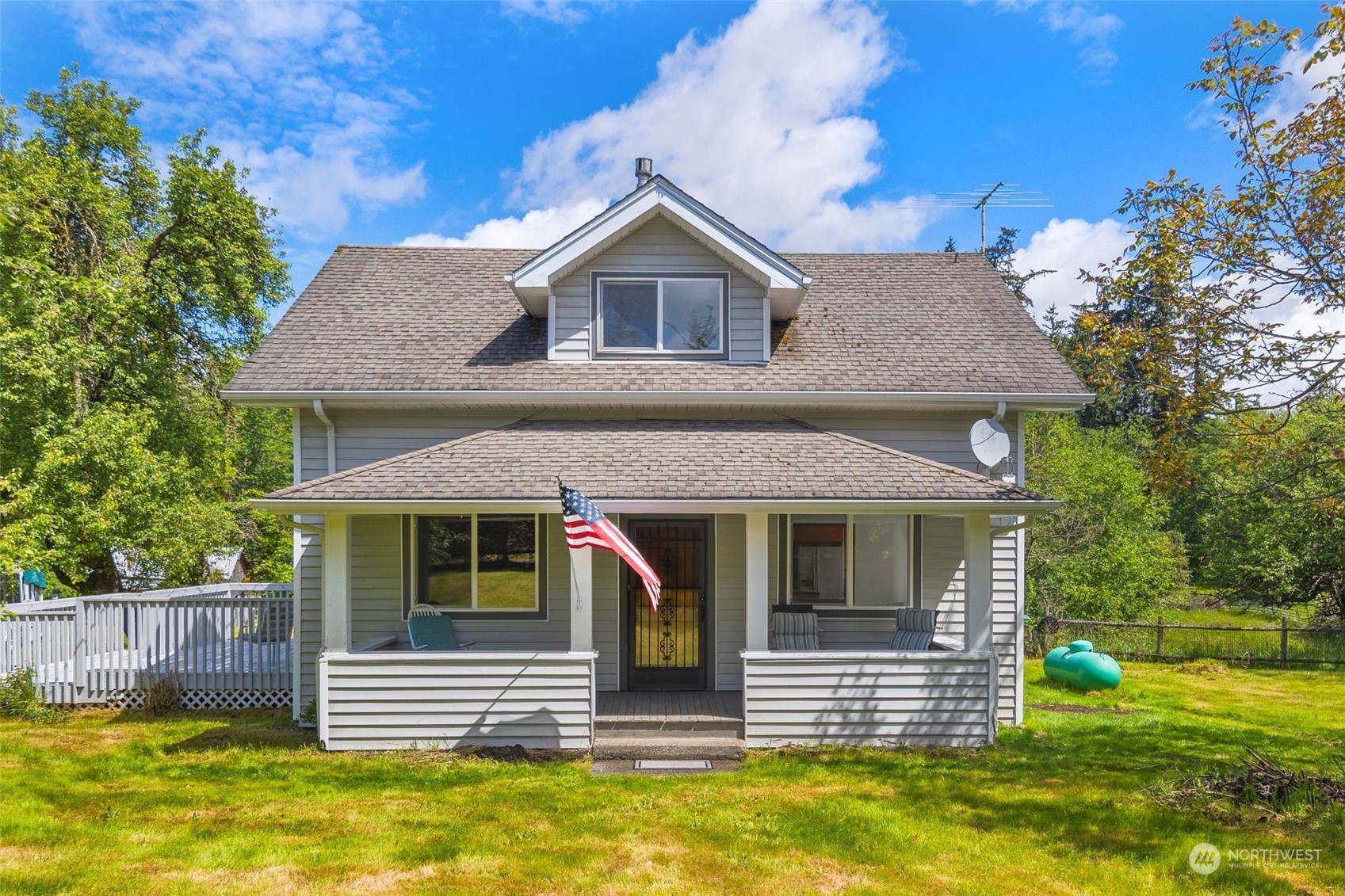 Property Photo:  4317 Village Road  WA 98292 