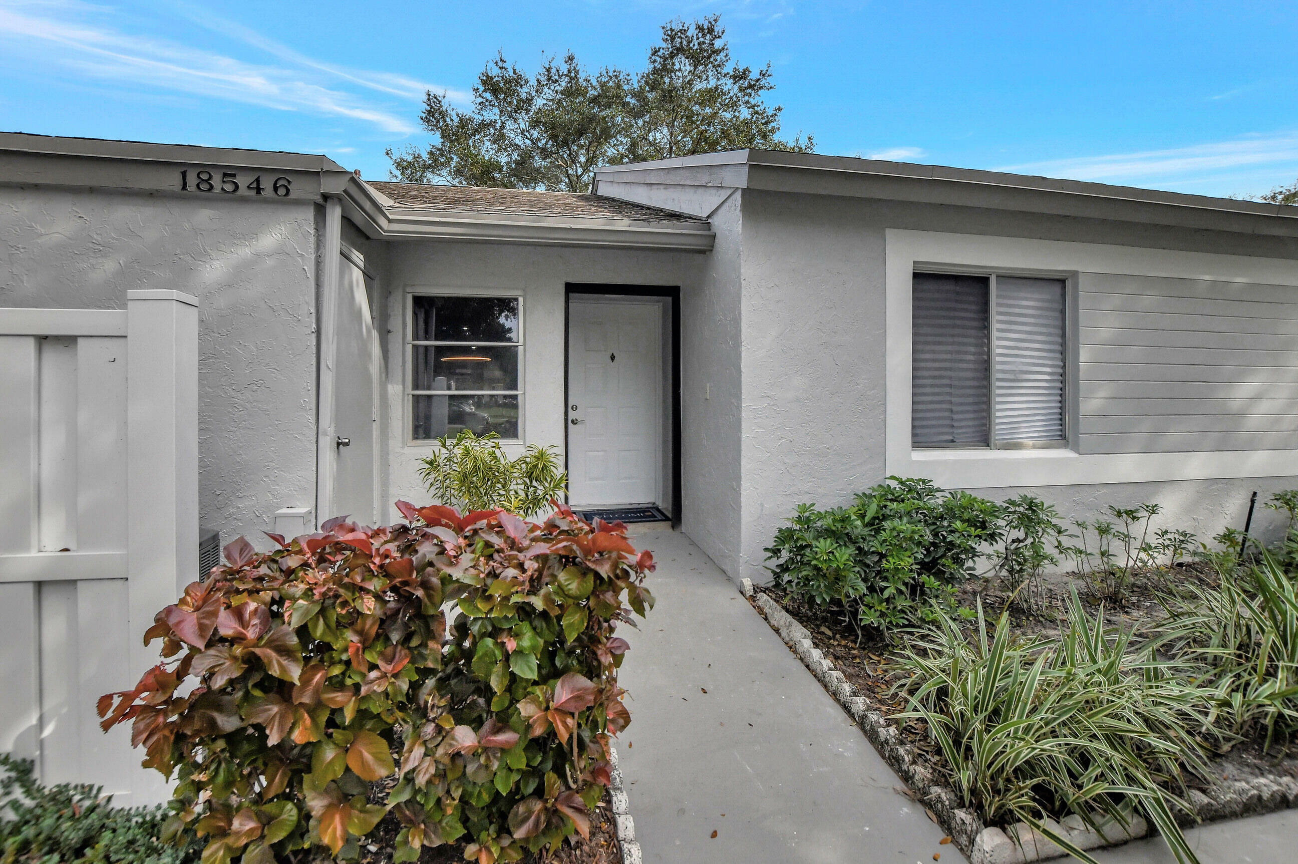 Property Photo:  18546 Horizon Avenue B  FL 33496 