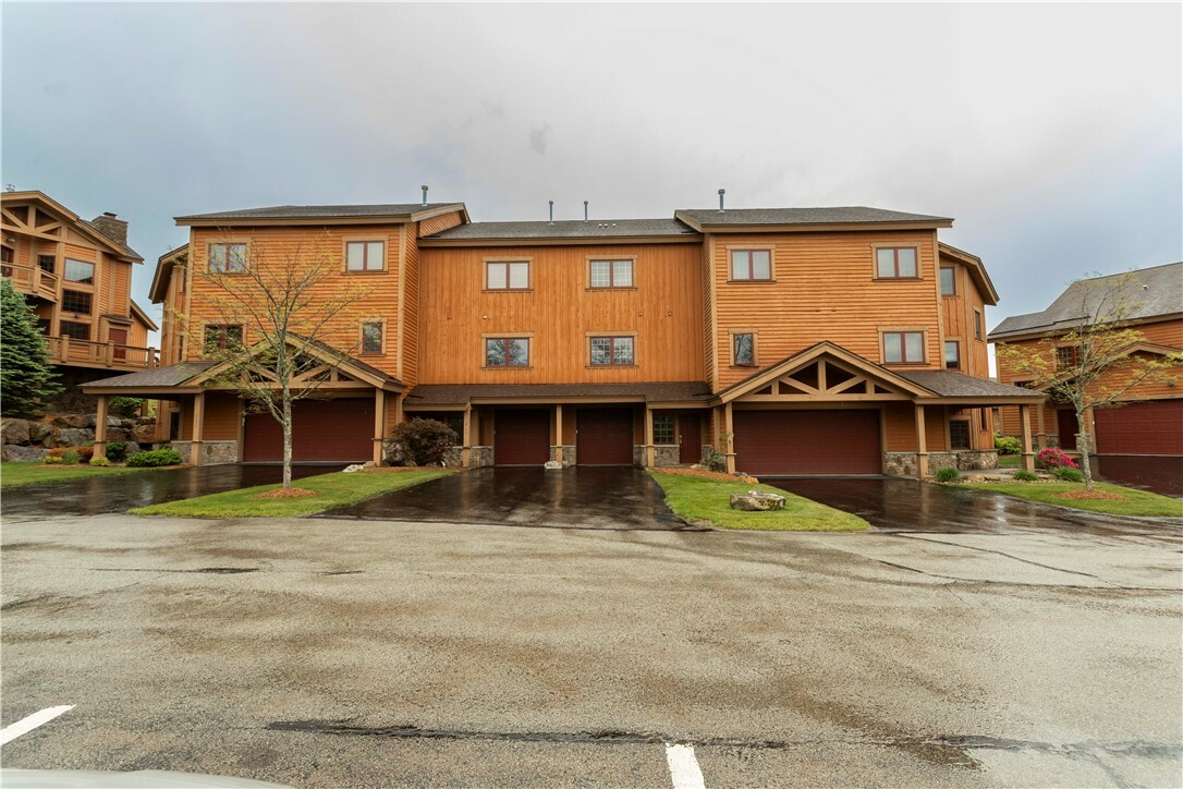 Property Photo: 535 Woodside Cres PA 15622