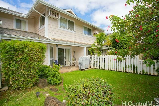 Property Photo:  94-833 Lumiauau Street J102  HI 96797 