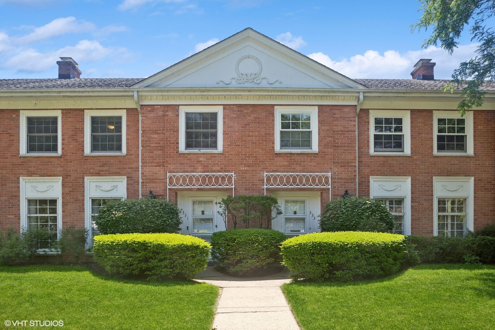 Property Photo: 331 Greenleaf Avenue IL 60091