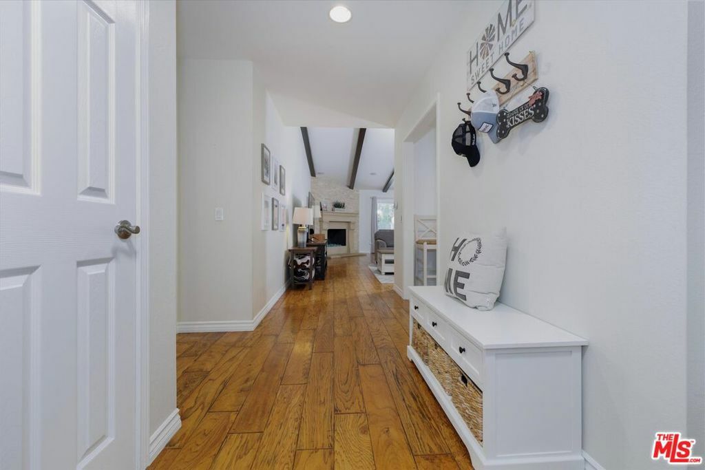 Property Photo: 935 Newbury Road CA 91320
