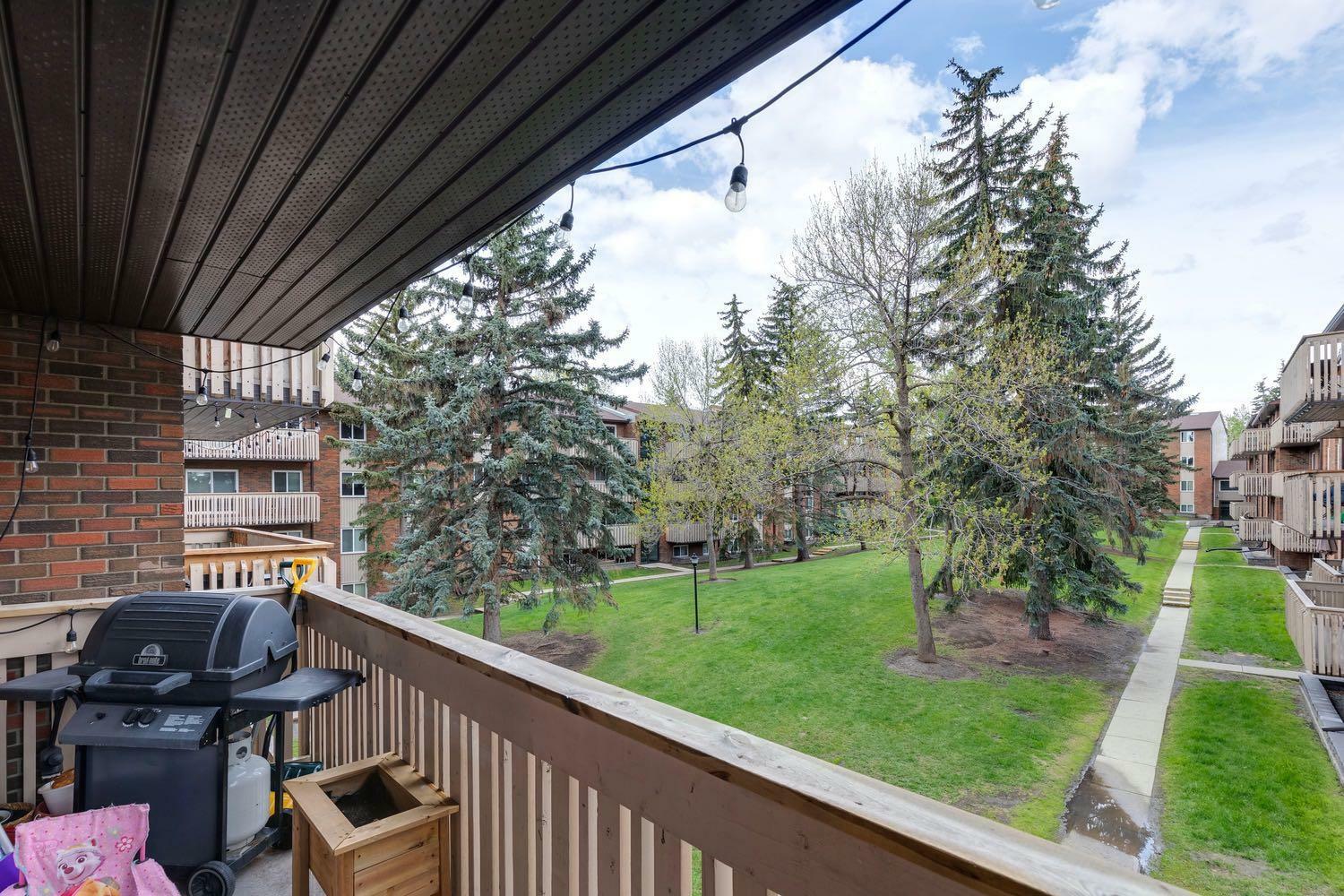 Property Photo: 524, 11620 Elbow Drive SW 524 AB T2W 3L6