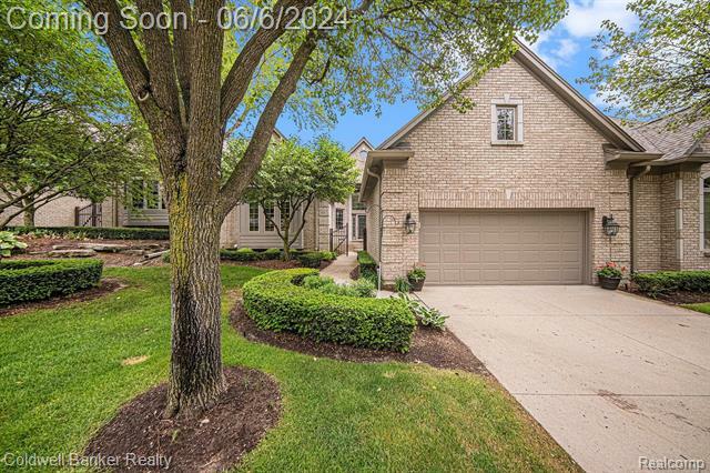 Property Photo:  6530 Enclave Drive  MI 48348 