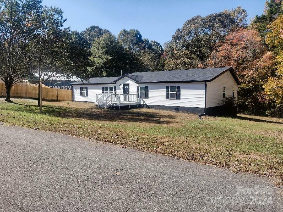 4497 Bouy Lane  Denver NC 28037 photo