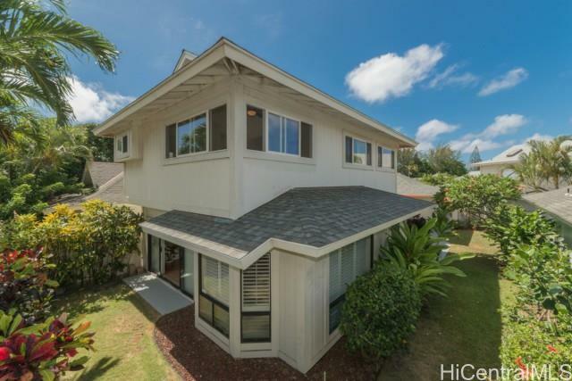 Property Photo:  345 Kuanalu Place  HI 96825 