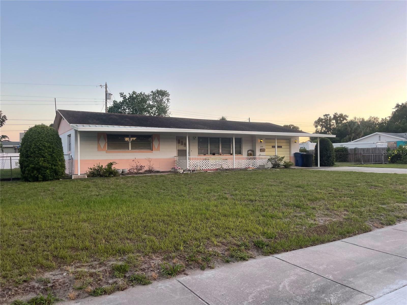 6838 38th Avenue N  St Petersburg FL 33710 photo